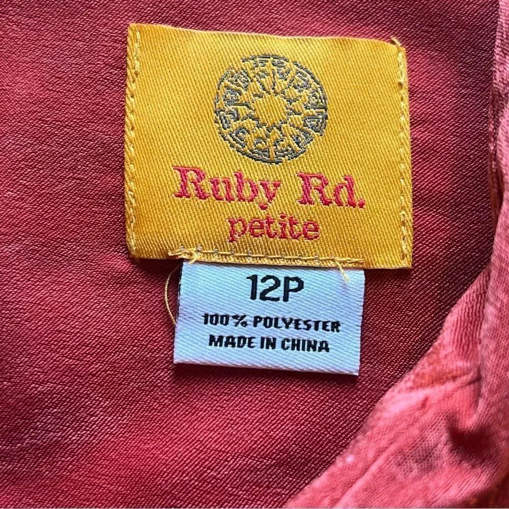 Ruby Red Women's Petite Button Up Blouse Size 12P Cayenne Color - Picture 4 of 8